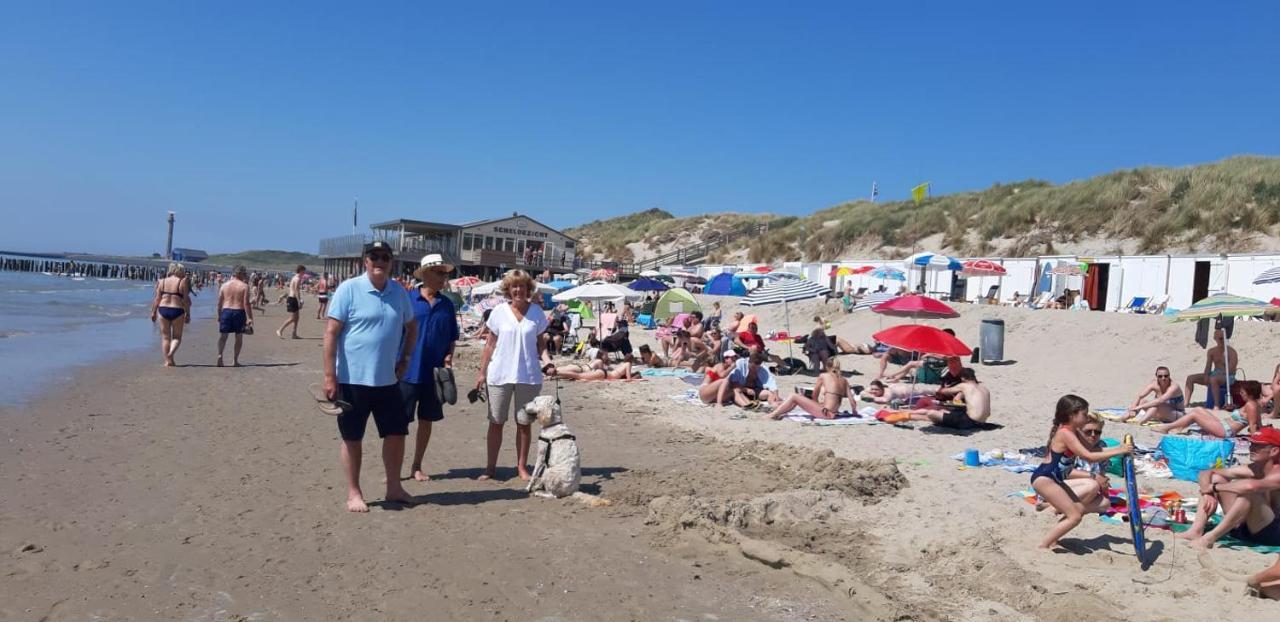 T Huuske Tuinappartement Met Fantastisch Uitzicht, Nabij Zee Zonnemaire Kültér fotó
